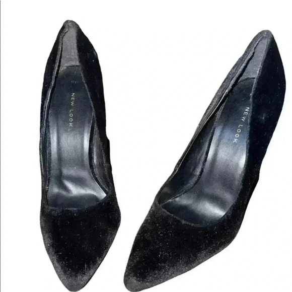NICE LOOK VELVET HEELS- THESE ARE BEAUTIFUL!! - Picture 3 of 6
